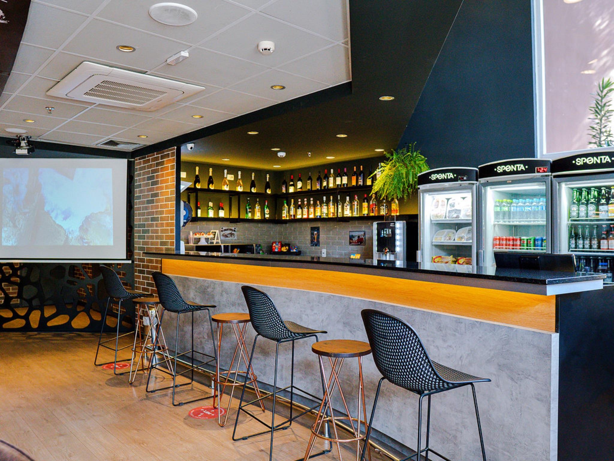 Отель Ibis Jundiai Shopping Экстерьер фото