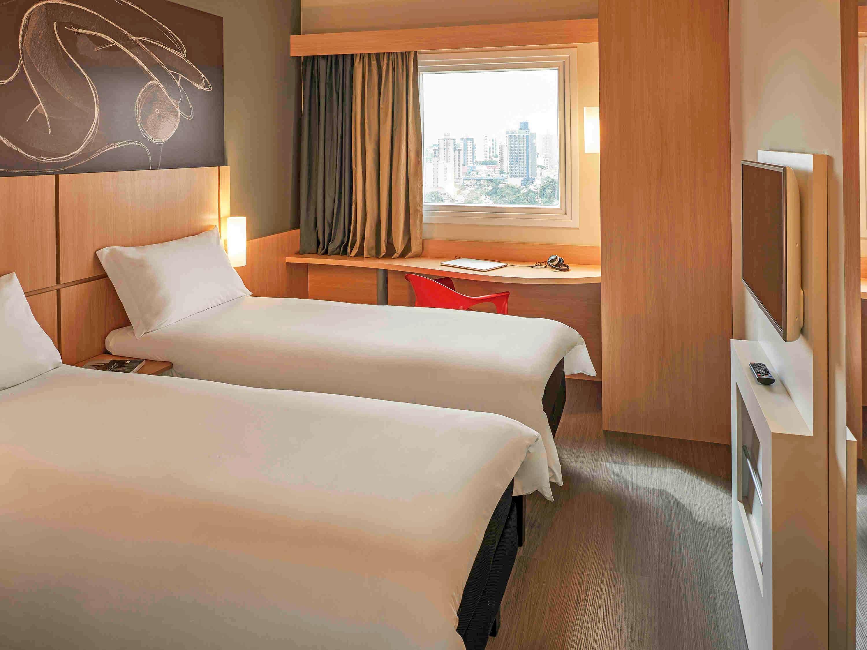 Отель Ibis Jundiai Shopping Экстерьер фото